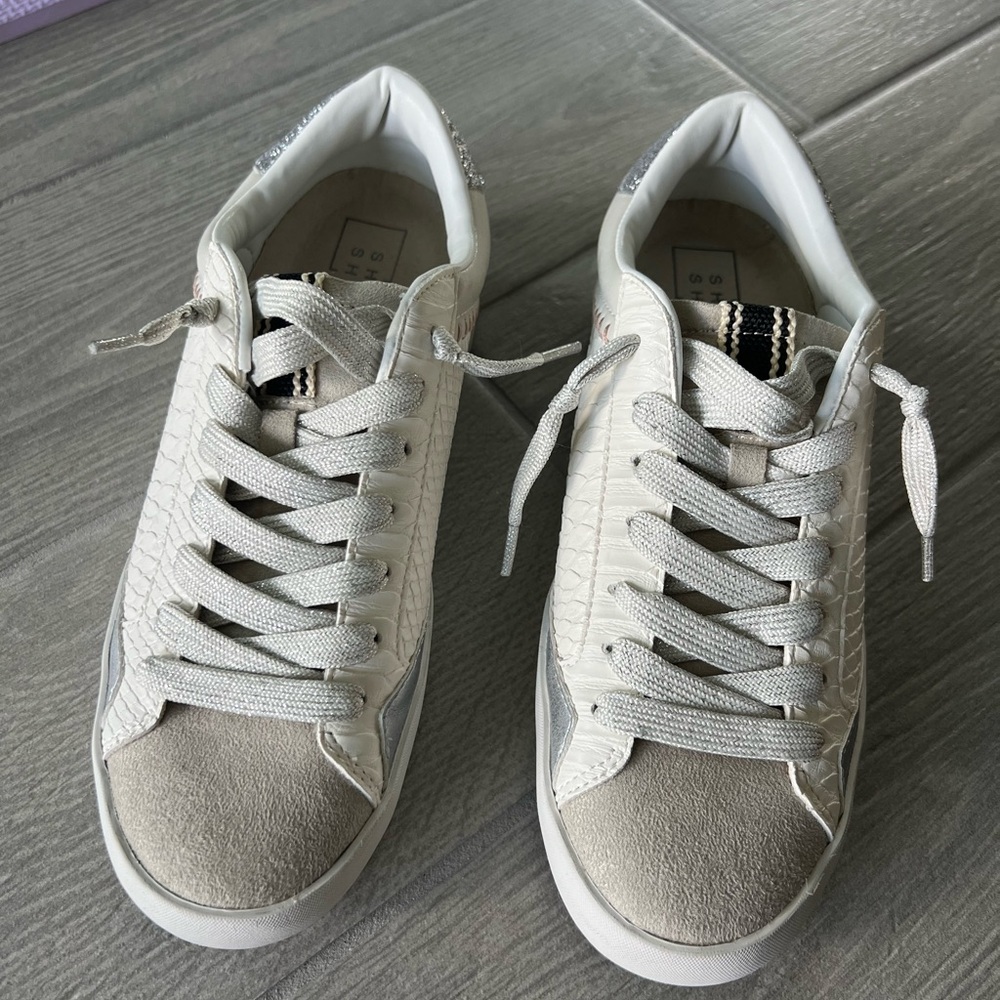 Shu Shop Ruby Sneaker size 7